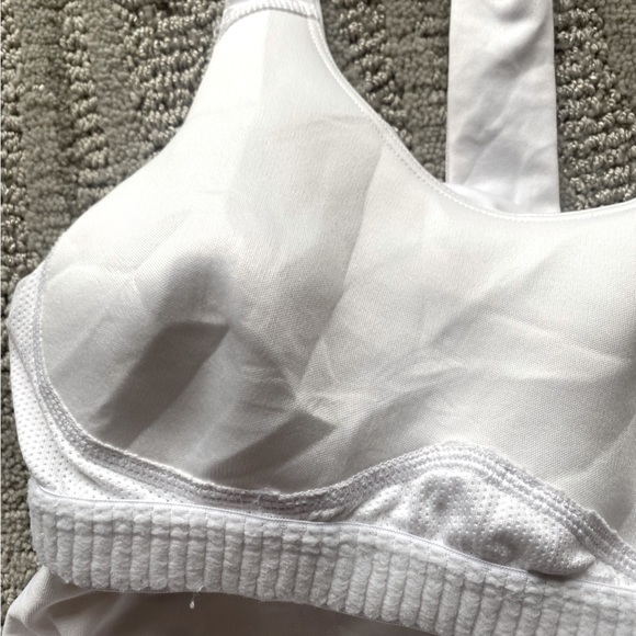 Nike activewear top - Picture 5 of 5